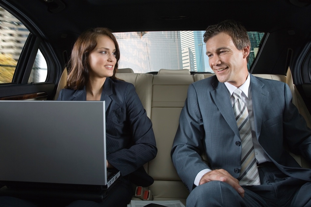 Toronto Pearson International Airport terminal arrivals for limo pickup