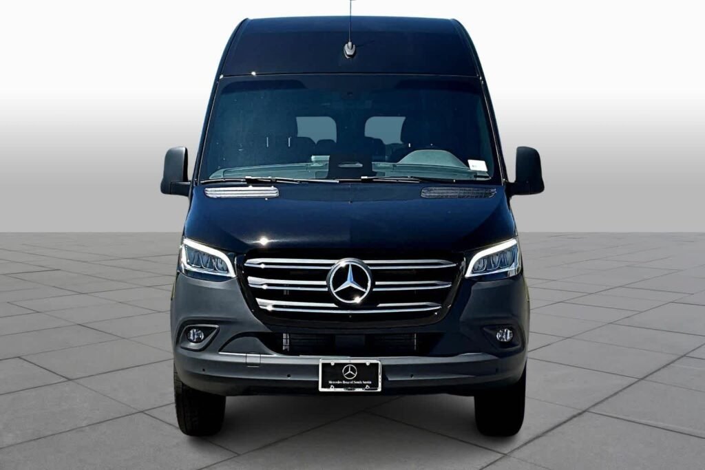 toronto airport limo sprinter van 2